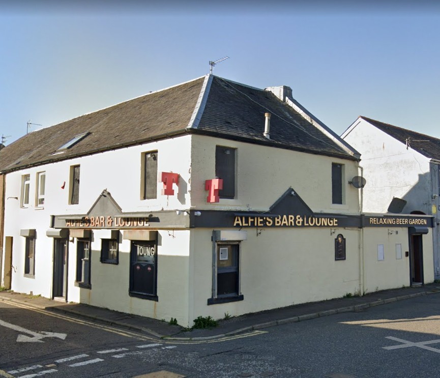 Alfie's Bar and Lounge - Lease/Sale options available